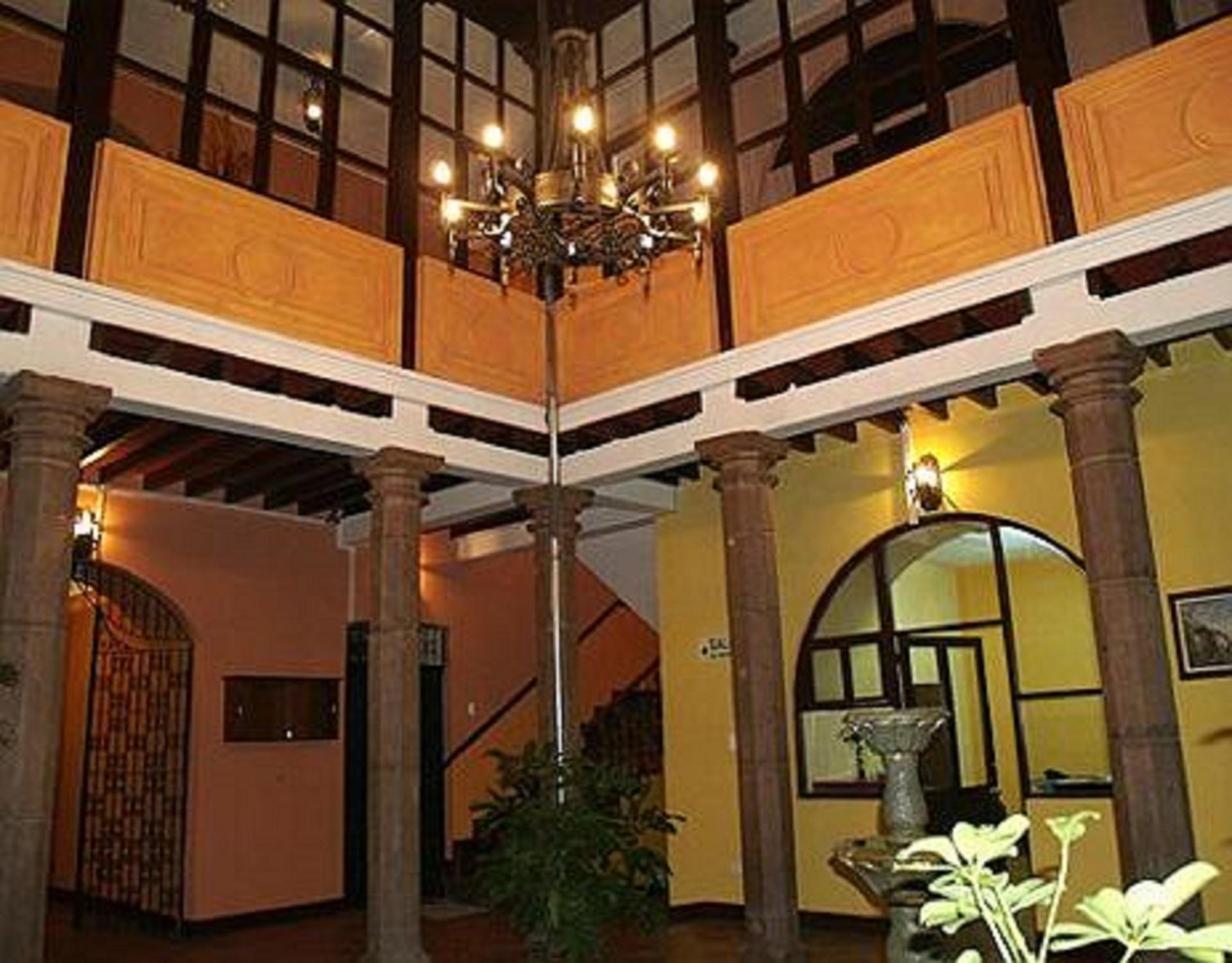 Hotel Catedral Quito Luaran gambar