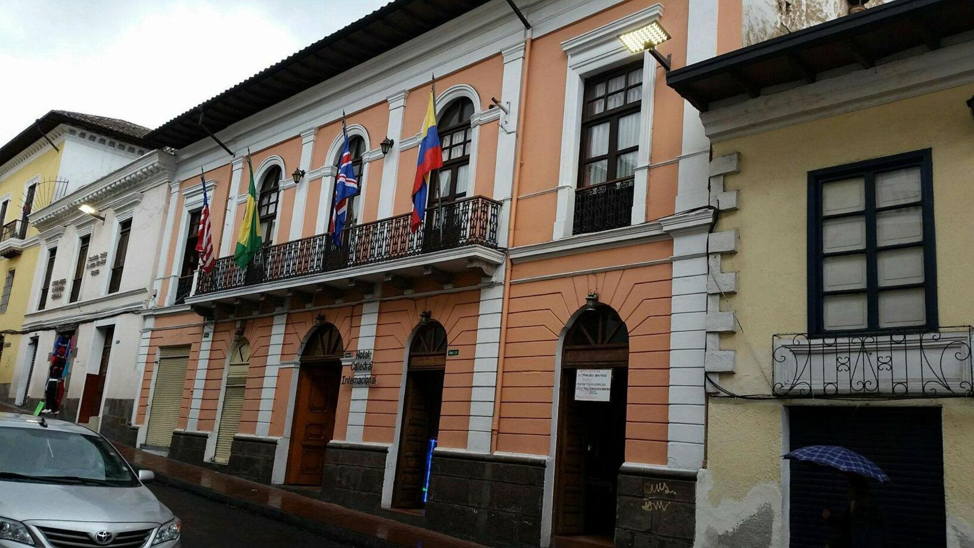 Hotel Catedral Quito Luaran gambar