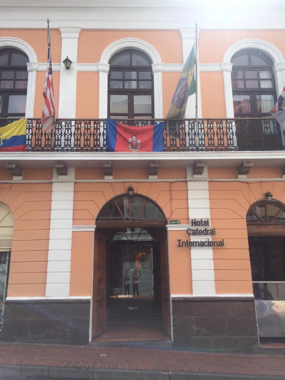 Hotel Catedral Quito Luaran gambar