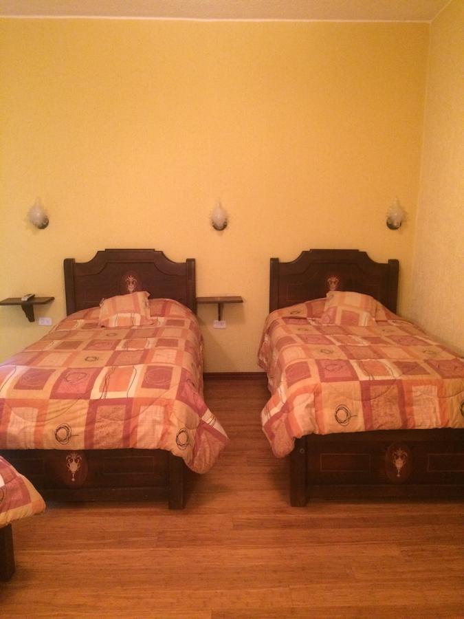 Hotel Catedral Quito Luaran gambar