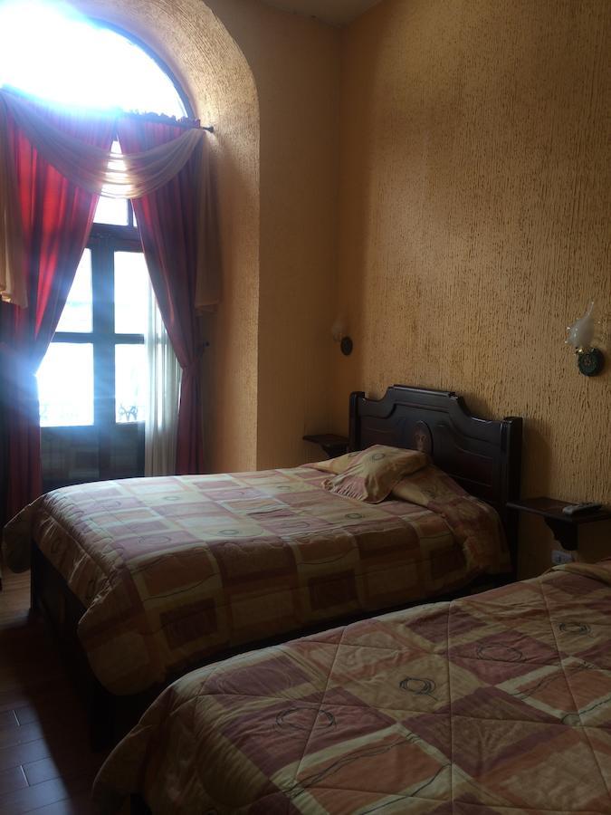 Hotel Catedral Quito Luaran gambar
