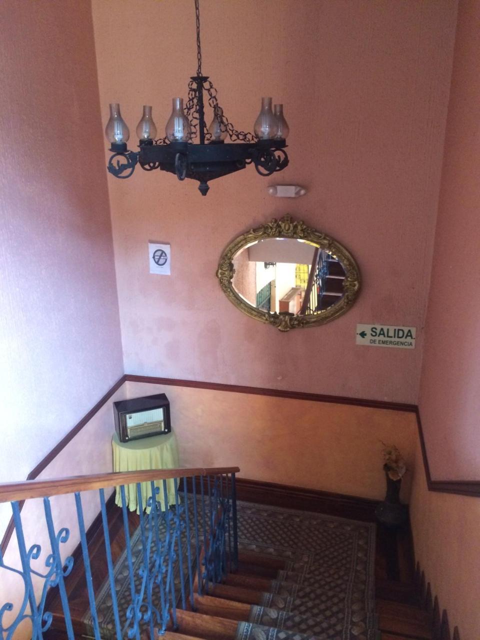 Hotel Catedral Quito Luaran gambar