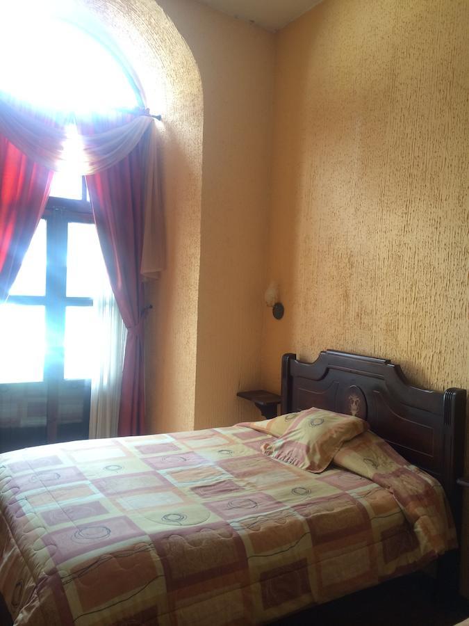 Hotel Catedral Quito Luaran gambar